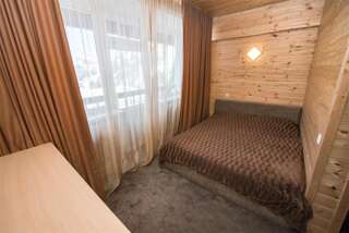 Курортные отели Shymbulak Resort Hotel Алматы Семейный номер с балконом-2