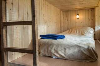 Курортные отели Shymbulak Resort Hotel Алматы Кровать в общем 6-местном номере-2